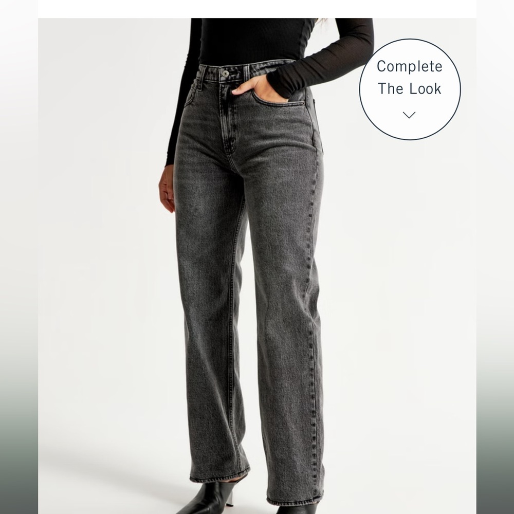 Abercrombie Curve Love high rise 90’s jeans